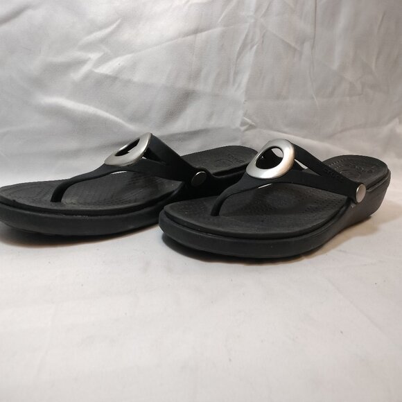 Crocs Sanrah Black Sandals - Picture 1 of 5